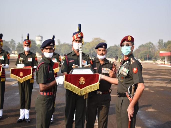 Artillery Centre's swearing in ceremony: 302 new soldiers in national service | तोफखाना केंद्राचा शपथविधी : ३०२ नवसैनिकांची तुकडी देशसेवेत दाखल Artillery Centre's swearing in ceremony: 302 new soldiers in national service | तोफखाना केंद्राचा शपथविधी : ३०२ नवसैनिकांची तुकडी देशसेवेत दाखल