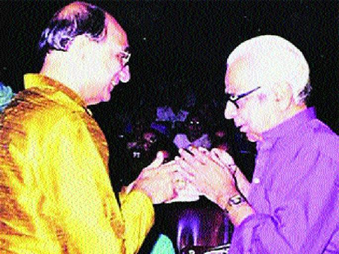 Arun Date News | अंत:करणातील वीणेचा अखंड झणकार Arun Date News | अंत:करणातील वीणेचा अखंड झणकार