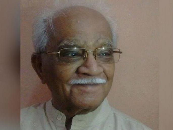 Arun Kakade: An extraordinary personality who gives a lot of energy | अरुण काकडे : अखंड ऊर्जा देणारे असामान्य व्यक्तिमत्त्व Arun Kakade: An extraordinary personality who gives a lot of energy | अरुण काकडे : अखंड ऊर्जा देणारे असामान्य व्यक्तिमत्त्व