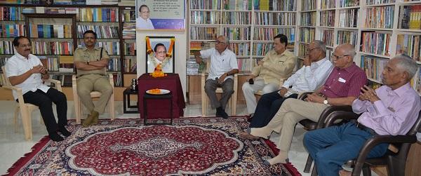 Arvind Inamdar to improve police force: Abhinav Deshmukh | अरविंद इनामदार यांच्याकडून पोलीस दलामध्ये सुधारणा : अभिनव देशमुख Arvind Inamdar to improve police force: Abhinav Deshmukh | अरविंद इनामदार यांच्याकडून पोलीस दलामध्ये सुधारणा : अभिनव देशमुख