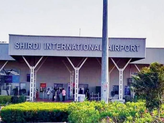 As the Shirdi flight was about to take off from Nashik, there was a rush of passengers  | स्पाइस जेटचा पुन्हा धक्का; शिर्डीचे विमान नाशिकहून उड्डाण करणार, प्रवाशांची धावपळ