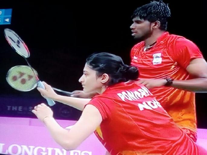 Ashwini-Satvik clinched gold medal | Commonwealth Games 2018 : बॅडमिंटनच्या सांघिक लढतीत मलेशियाविरुद्ध भारताकडे आघाडी