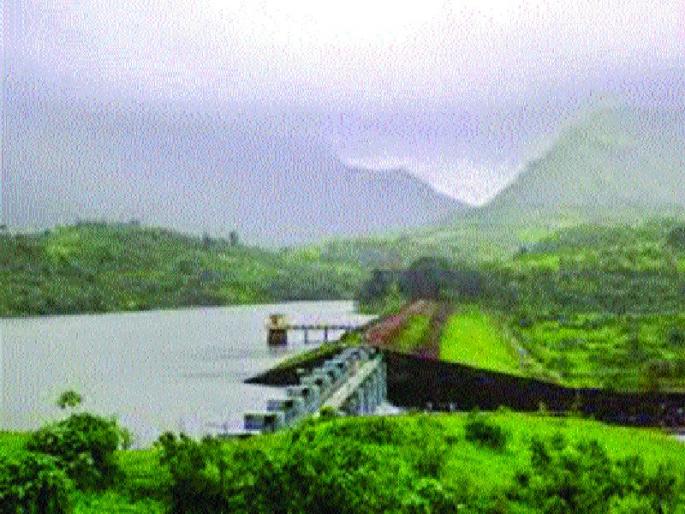 Better settlement of police on Gadhshwar dam | गाढेश्वर धरणावर पोलिसांचा चोख बंदोबस्त Better settlement of police on Gadhshwar dam | गाढेश्वर धरणावर पोलिसांचा चोख बंदोबस्त