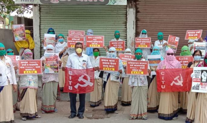 Asha worker's demand for 'equal work, equal pay' | ‘समान काम समान वेतन’ची आशा वर्करची मागणी