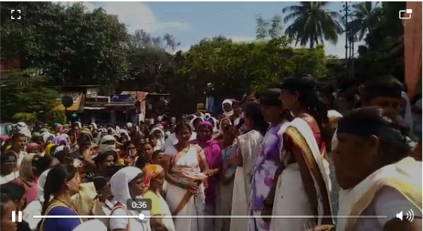 Asha staff will block CM's office on Monday | आशा कर्मचारी सोमवारी मुख्यमंत्र्यांचा ताफा अडवणार Asha staff will block CM's office on Monday | आशा कर्मचारी सोमवारी मुख्यमंत्र्यांचा ताफा अडवणार