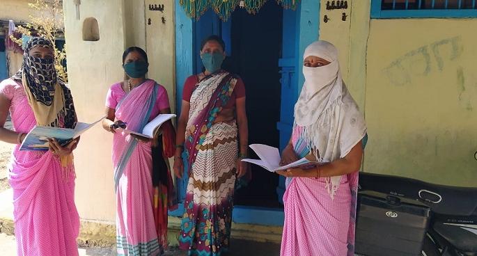 The way the rulers wipe the leaves from the mouth of Asha Sevik! | शासनकर्त्यांकडून आशा सेविकांच्या तोंडाला पाने पुसण्याचा प्रकार! The way the rulers wipe the leaves from the mouth of Asha Sevik! | शासनकर्त्यांकडून आशा सेविकांच्या तोंडाला पाने पुसण्याचा प्रकार!