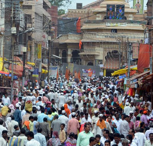 About the Maratha Movement on the Ashadhi Ekadashi in Pandharpur | पंढरपूरातील आषाढी एकादशीवर मराठा आंदोलनाचे सावट About the Maratha Movement on the Ashadhi Ekadashi in Pandharpur | पंढरपूरातील आषाढी एकादशीवर मराठा आंदोलनाचे सावट