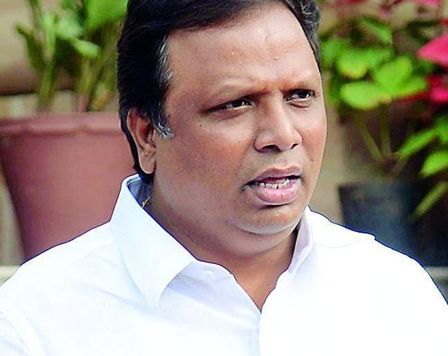 Bhujbal-Patole-Vadettiwar is the artist in 'Heraferi': Criticism of Ashish Shelar | भुजबळ-पटोले-वडेट्टीवार हे तर हेराफेरीतील कलावंत : आशिष शेलार यांची टीका Bhujbal-Patole-Vadettiwar is the artist in 'Heraferi': Criticism of Ashish Shelar | भुजबळ-पटोले-वडेट्टीवार हे तर हेराफेरीतील कलावंत : आशिष शेलार यांची टीका