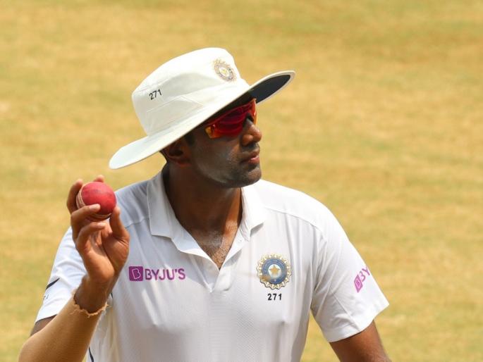 India vs South Africa, 1st Test : R Ashwin register third the most expensive 7-fors in Tests in India | India vs South Africa, 1st Test : आर अश्विननं 7 विकेट्स घेतल्या, पण टीम इंडियासाठी त्या महाग ठरल्या