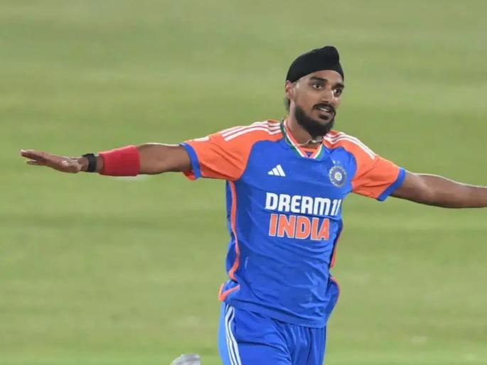 Asia Cup 2025 Arshdeep Singh Can Become First Indian Bowler To Take 100 T20I Wickets | अर्शदीप सिंगला खुणावतोय 'शतकी' रेकॉर्ड! जे बुमराह-सिराजला जमलं नाही ते सहज साध्य करण्याची संधी