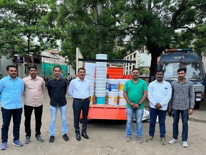 Ahmednagar Selling fake paint in the name of Asian one arrested from the city | अहमदनगर : एशियनच्या नावाखाली बनावट पेंटची विक्री, नगरमधून एकास अटक Ahmednagar Selling fake paint in the name of Asian one arrested from the city | अहमदनगर : एशियनच्या नावाखाली बनावट पेंटची विक्री, नगरमधून एकास अटक