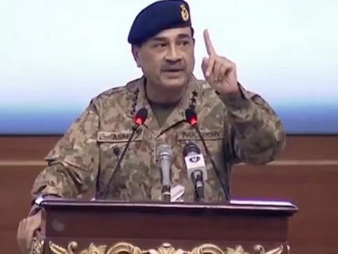 India is a shiny Mercedes, Pakistan is a truck full of garbage Field Marshal Asim Munir hangs PAK's reputation on the doorstep | "भारत चकचकित मर्सिडीज, पाकिस्तान कचऱ्यानं भरलेला ट्रक", फील्ड मार्शल आसिम मुनीर यांनी PAK ची अब्रू वेशीवर टांगली! India is a shiny Mercedes, Pakistan is a truck full of garbage Field Marshal Asim Munir hangs PAK's reputation on the doorstep | "भारत चकचकित मर्सिडीज, पाकिस्तान कचऱ्यानं भरलेला ट्रक", फील्ड मार्शल आसिम मुनीर यांनी PAK ची अब्रू वेशीवर टांगली!