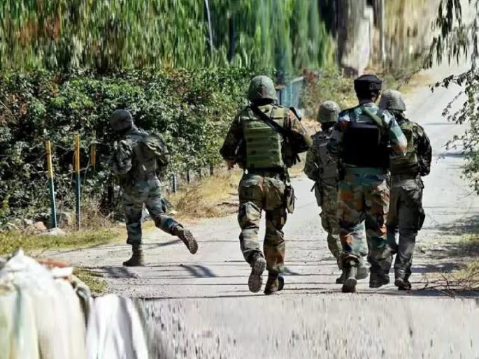 firing on assam rifles convoy in bishnupur manipur two jawans martyred and many injured | मणिपूर अशांतच! आसाम रायफल्सच्या ताफ्यावर गोळीबार; दोन जवानांना हौतात्म्य, अनेक जखमी firing on assam rifles convoy in bishnupur manipur two jawans martyred and many injured | मणिपूर अशांतच! आसाम रायफल्सच्या ताफ्यावर गोळीबार; दोन जवानांना हौतात्म्य, अनेक जखमी