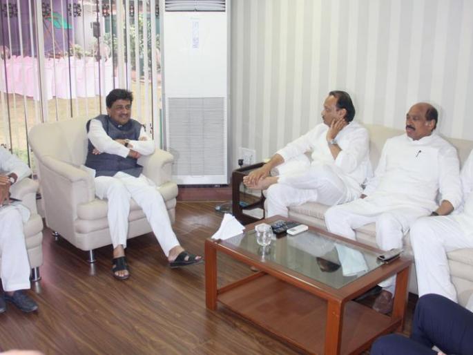 Congress-NCP leaders secret secret, senior leaders in Delhi; Shiv Sena's focus on the meeting | काँग्रेस-राष्ट्रवादीच्या नेत्यांची गुप्त खलबते, ज्येष्ठ नेते दिल्लीत; बैठकीवर शिवसेनेचे लक्ष