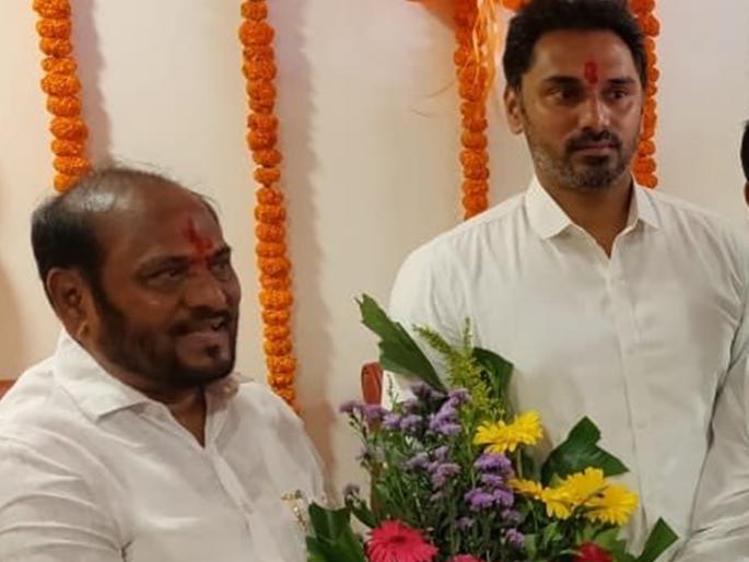 Ramdas Kadam stayed in Dapoli for sons victory | मुलासाठी रामदास कदम दापोलीत तळ ठोकून ! Ramdas Kadam stayed in Dapoli for sons victory | मुलासाठी रामदास कदम दापोलीत तळ ठोकून !