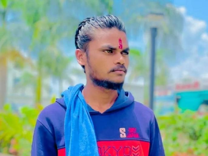 Youth killed with sharp weapon in Ashta: Motive of murder unclear | आष्ट्यात धारदार शस्त्राने युवकाचा खून: खुनाचे कारण अस्पष्ट Youth killed with sharp weapon in Ashta: Motive of murder unclear | आष्ट्यात धारदार शस्त्राने युवकाचा खून: खुनाचे कारण अस्पष्ट