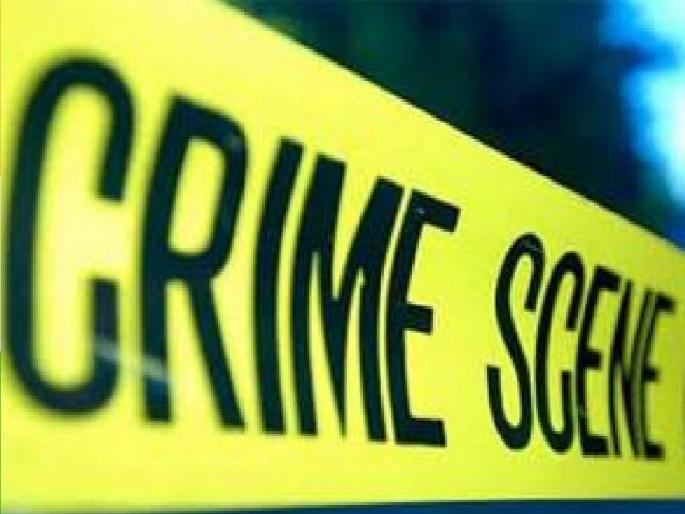 Husband complaint that ex Corporator abducted his wife, excitement in Ashta city | माजी नगरसेवकाने पत्नीला पळवून नेल्याची पतीची तक्रार, आष्टा शहरात खळबळ Husband complaint that ex Corporator abducted his wife, excitement in Ashta city | माजी नगरसेवकाने पत्नीला पळवून नेल्याची पतीची तक्रार, आष्टा शहरात खळबळ