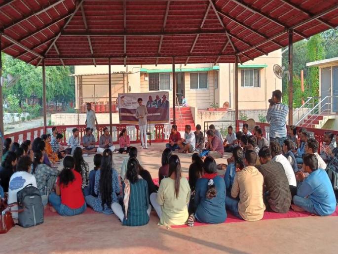 Eklavya Sanstha's initiative to send 1 thousand students abroad for higher education in 10 years | आता वंचितांची मुलं विदेशात शिकणार; १ हजार विद्यार्थी उच्च शिक्षणासाठी पाठवण्याचा 'एकलव्य'चा निर्धार