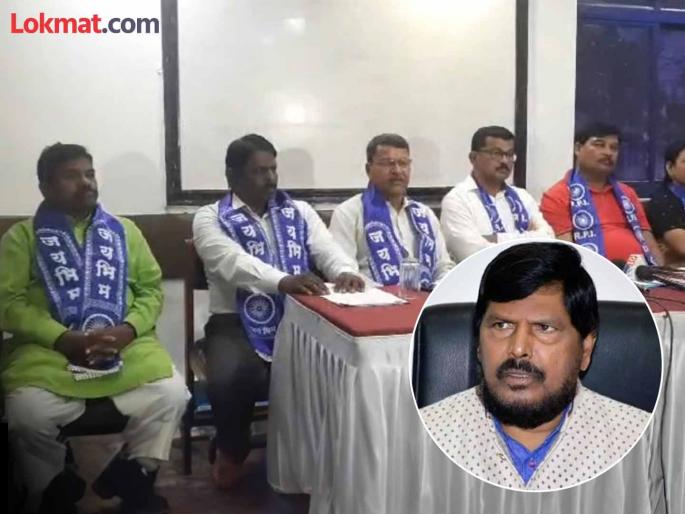 Participate only if space is given Ramdas Athawale party will stop campaigning for Mahayuti in Pune | Republican Party Of India: 'जागा द्या तरच सहभागी', पुण्यात रामदास आठवलेंचा पक्ष महायुतीचा प्रचार थांबवणार Participate only if space is given Ramdas Athawale party will stop campaigning for Mahayuti in Pune | Republican Party Of India: 'जागा द्या तरच सहभागी', पुण्यात रामदास आठवलेंचा पक्ष महायुतीचा प्रचार थांबवणार
