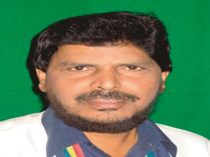 If agriculture laws are withdrawn, the constitution will be threatened, says Union Minister Ramdas Athavale | कृषी कायदे मागे घेतले तर संविधान धोक्यात येईल, केंद्रीयमंत्री रामदास आठवले यांचे मत If agriculture laws are withdrawn, the constitution will be threatened, says Union Minister Ramdas Athavale | कृषी कायदे मागे घेतले तर संविधान धोक्यात येईल, केंद्रीयमंत्री रामदास आठवले यांचे मत