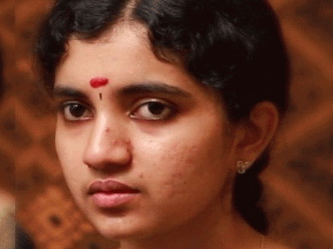 Homecoming! Islam accepted the religion of the Hindu woman again, had a terrible experience | घरवापसी ! इस्लाम धर्म स्विकारलेल्या तरुणीचा पुन्हा हिंदू धर्मात प्रवेश,  भयानक अनुभव केला शेअर Homecoming! Islam accepted the religion of the Hindu woman again, had a terrible experience | घरवापसी ! इस्लाम धर्म स्विकारलेल्या तरुणीचा पुन्हा हिंदू धर्मात प्रवेश,  भयानक अनुभव केला शेअर