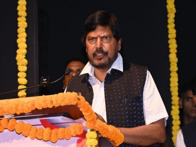 Seats hit as BJP leaders spoke the language of constitutional change said Ramdas Athawale | Ramdas Athawale: भाजपचे नेते संविधान बदलाची भाषा बोलले म्हणून जागांचा फटका बसला - रामदास आठवले Seats hit as BJP leaders spoke the language of constitutional change said Ramdas Athawale | Ramdas Athawale: भाजपचे नेते संविधान बदलाची भाषा बोलले म्हणून जागांचा फटका बसला - रामदास आठवले