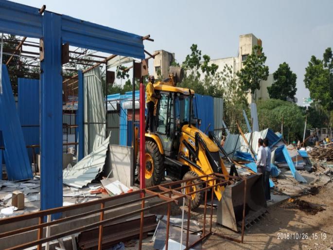 big action against encroachment by encroachment department at bhosari | भोसरीत अतिक्रमणांवर ‘हातोडा’ : अतिक्रमण विभागाची मोठी कारवाई big action against encroachment by encroachment department at bhosari | भोसरीत अतिक्रमणांवर ‘हातोडा’ : अतिक्रमण विभागाची मोठी कारवाई