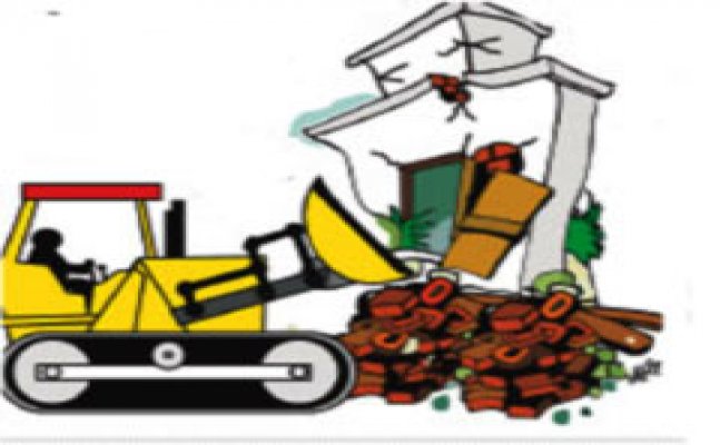 Pushback to the employees of the municipal overcrowding department | महापालिका अतिक्रमण विभागाच्या कर्मचाऱ्यांना धक्काबुक्की Pushback to the employees of the municipal overcrowding department | महापालिका अतिक्रमण विभागाच्या कर्मचाऱ्यांना धक्काबुक्की