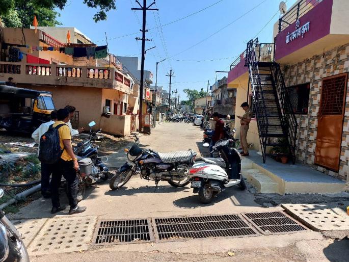 Gangster Atiq Ahmed Ashraf Ahmed shot dead see its Nashik connection in Maharashtra | अतिक, अश्रफ यांच्या साथीरासोबत संवाद साधणाऱ्या वेटरची नाशकात झाडाझडती Gangster Atiq Ahmed Ashraf Ahmed shot dead see its Nashik connection in Maharashtra | अतिक, अश्रफ यांच्या साथीरासोबत संवाद साधणाऱ्या वेटरची नाशकात झाडाझडती