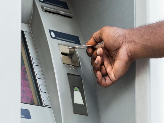 pune crime nepali citizen stole Rs 65,000 from farmer by changing atm card | Pune Crime : नेपाळी नागरिकाने एटीएम कार्ड बदलत शेतकऱ्याचे ६५ हजार रुपये चोरले pune crime nepali citizen stole Rs 65,000 from farmer by changing atm card | Pune Crime : नेपाळी नागरिकाने एटीएम कार्ड बदलत शेतकऱ्याचे ६५ हजार रुपये चोरले