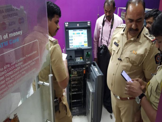 Five lakh eighty two thousand looted by breaking SBI ATM in Nagpur | Nagpur | बिग बाजारजवळील एसबीआयचे एटीएम फोडून साडेपाच लाख लंपास Five lakh eighty two thousand looted by breaking SBI ATM in Nagpur | Nagpur | बिग बाजारजवळील एसबीआयचे एटीएम फोडून साडेपाच लाख लंपास