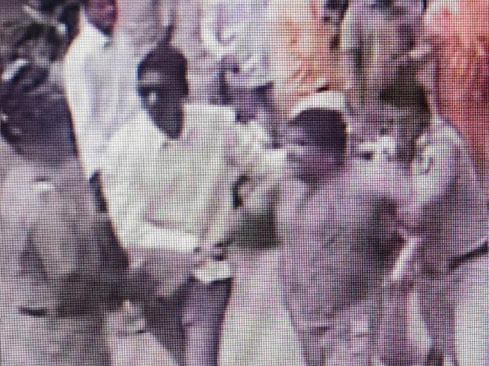 Self-immolation of 30 people on Republic Day warning of hunger strike in kolhapur | प्रजासत्ताकदिनी कोल्हापुरातील ३० जणांचा आत्मदहन, उपोषणाचा इशारा Self-immolation of 30 people on Republic Day warning of hunger strike in kolhapur | प्रजासत्ताकदिनी कोल्हापुरातील ३० जणांचा आत्मदहन, उपोषणाचा इशारा