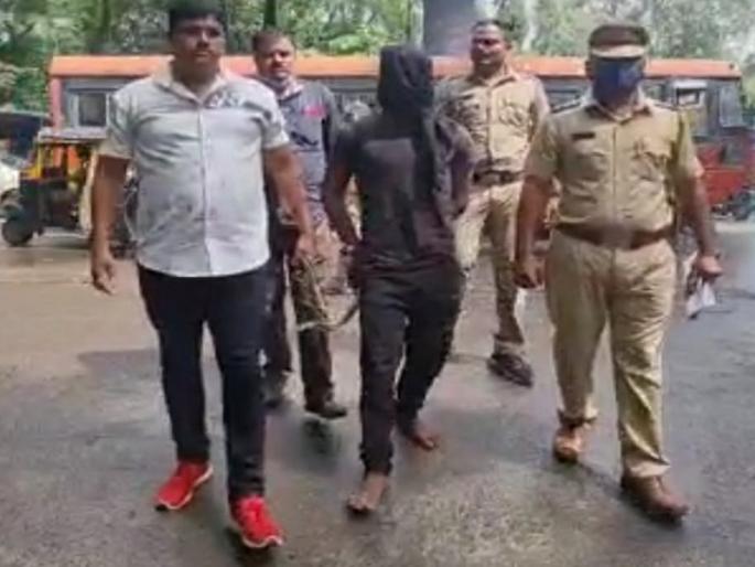 Attempts to blow up the ATM failed, police chased the accused for half an hour and arrested him | एटीएम फोडण्याचा प्रयत्न फसला, अर्धा तास पाठलाग करत पोलिसांनी आरोपीला केले जेरबंद Attempts to blow up the ATM failed, police chased the accused for half an hour and arrested him | एटीएम फोडण्याचा प्रयत्न फसला, अर्धा तास पाठलाग करत पोलिसांनी आरोपीला केले जेरबंद