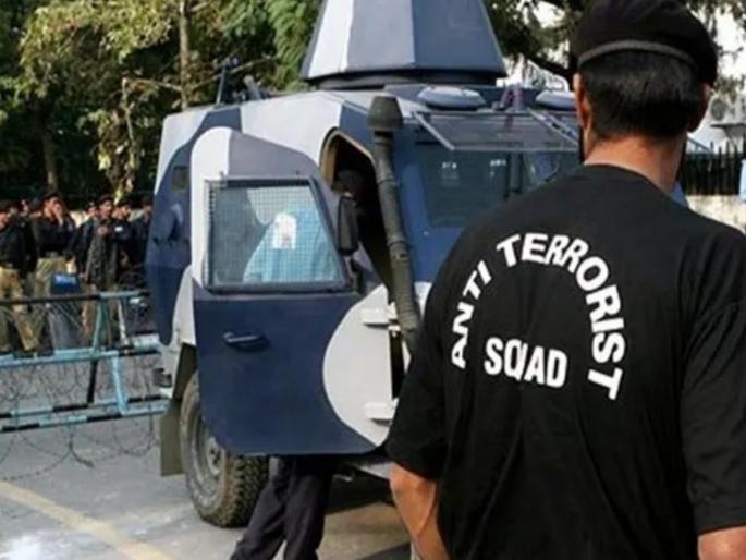 After the massive blast in Delhi the system is on alert mode ATS raids in Kondhwa area of Pune | दिल्ली भीषण स्फोटानंतर यंत्रणा अलर्ट मोडवर; पुण्यातील कोंढवा परिसरात एटीएसची छापेमारी After the massive blast in Delhi the system is on alert mode ATS raids in Kondhwa area of Pune | दिल्ली भीषण स्फोटानंतर यंत्रणा अलर्ट मोडवर; पुण्यातील कोंढवा परिसरात एटीएसची छापेमारी