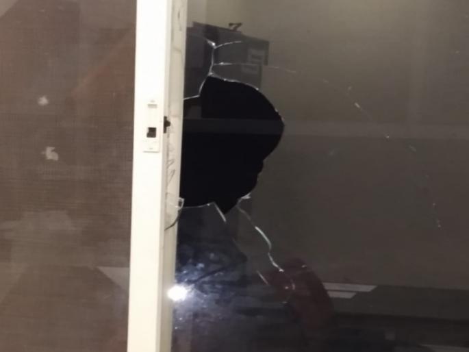 Attack on Covid Hospital in Kharadi | खराडीतील कोविड रूग्णालयावर समाजकंटकाकडून भ्याड हल्ला; डॉक्टर्स असोसिएशनतर्फे तीव्र निषेध