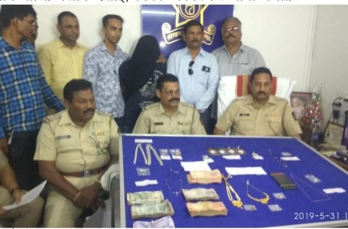 In the 36 cases, the criminals who were absconding were caught by the film style | ३६ प्रकरणात फरार असलेल्या गुन्हेगारास फिल्मी स्टाईलने पकडले In the 36 cases, the criminals who were absconding were caught by the film style | ३६ प्रकरणात फरार असलेल्या गुन्हेगारास फिल्मी स्टाईलने पकडले