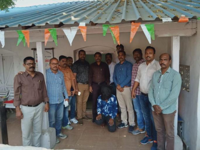 With the help of a child, they do burglary, both arrested | विधिसंघर्षग्रस्त बालकाच्या मदतीने ते करतात घरफोड्या, दोघांना अटक