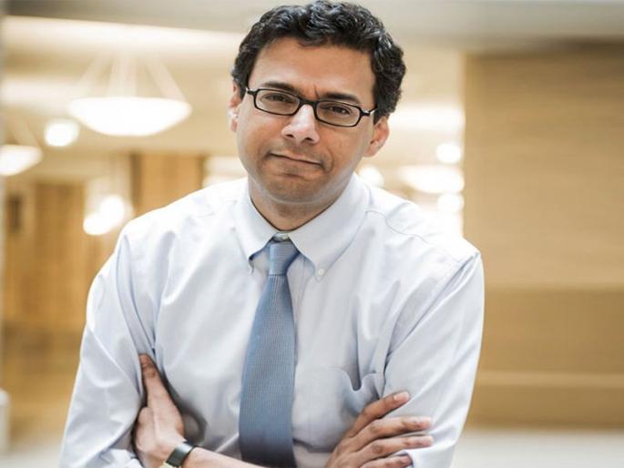 Dr. Dr Yunus Atul Gawande | अमेरिकेतील वैद्यकीय योजनेची सूत्रे डॉ. अतुल गावंडे यांच्याकडे Dr. Dr Yunus Atul Gawande | अमेरिकेतील वैद्यकीय योजनेची सूत्रे डॉ. अतुल गावंडे यांच्याकडे