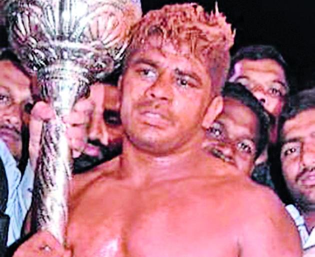 Atul Patil of Chalisgaon becomes Valle Kesari | चाळीसगावचे अतुल पाटील ठरले वेले केशरी Atul Patil of Chalisgaon becomes Valle Kesari | चाळीसगावचे अतुल पाटील ठरले वेले केशरी