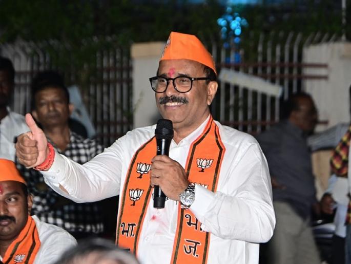 Atul Save pulled Victory in Aurangabad East; Imtiaz Jalil of 'MIM' lost by 2 thousand 800 votes | अतुल सावेंनी विजयश्री खेचून आणला; 'MIM'च्या इम्तियाज जलीलांचा 1 हजार 777 मतांनी पराभव Atul Save pulled Victory in Aurangabad East; Imtiaz Jalil of 'MIM' lost by 2 thousand 800 votes | अतुल सावेंनी विजयश्री खेचून आणला; 'MIM'च्या इम्तियाज जलीलांचा 1 हजार 777 मतांनी पराभव
