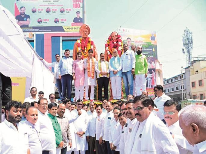 Mahatma Phule's memorial in Chhatrapati Sambhajinagar on the lines of Bhide Wada | भिडे वाड्याच्या धर्तीवर छत्रपती संभाजीनगरातही महात्मा फुले यांचे स्मारक Mahatma Phule's memorial in Chhatrapati Sambhajinagar on the lines of Bhide Wada | भिडे वाड्याच्या धर्तीवर छत्रपती संभाजीनगरातही महात्मा फुले यांचे स्मारक