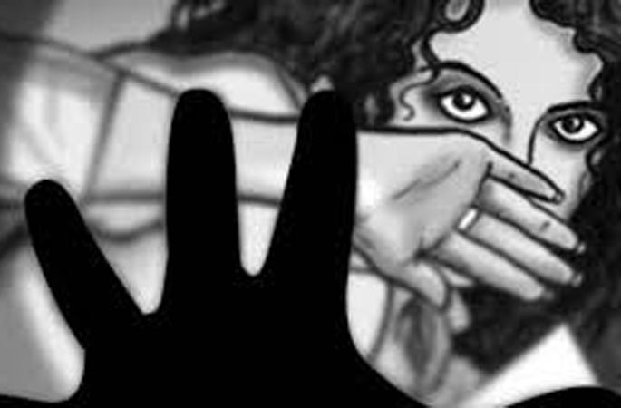 Veterinary Association condemns the incident of mistreatment of a girl in Hyderabad | हैद्राबाद येथील युवतीवरील अत्याचाराच्या घटनेचा पशुवैद्यकीय संघटनेतर्फे निषेध Veterinary Association condemns the incident of mistreatment of a girl in Hyderabad | हैद्राबाद येथील युवतीवरील अत्याचाराच्या घटनेचा पशुवैद्यकीय संघटनेतर्फे निषेध