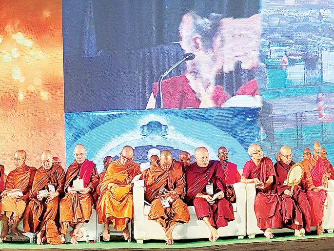 'Meditating the Ways to Keep Healthy' | 'आरोग्य निरोगी ठेवण्याचा हुकमी मार्ग ध्यानधारणा'