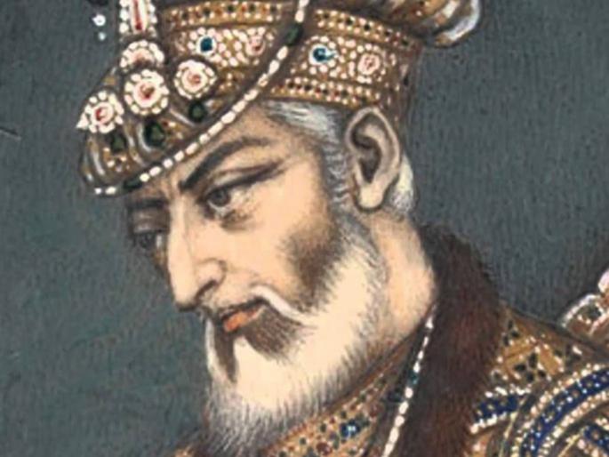 Attempt to disrupt social harmony by keeping Aurangzeb status Action taken against 13 people | संतापजनक! औरंगजेबाचे स्टेटस ठेवून सामाजिक सलोखा बिघडवण्याचा प्रयत्न; १३ जणांविरूद्ध कारवाई  Attempt to disrupt social harmony by keeping Aurangzeb status Action taken against 13 people | संतापजनक! औरंगजेबाचे स्टेटस ठेवून सामाजिक सलोखा बिघडवण्याचा प्रयत्न; १३ जणांविरूद्ध कारवाई