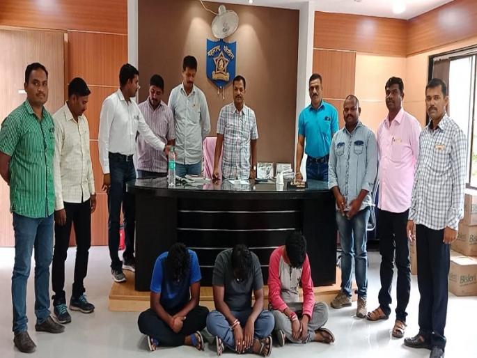 Gajaad, accused of attacking BJP office in Aurangabad | औरंगाबादमधील भाजपा पदाधिका-यावर हल्ला करणारे आरोपी गजाआड Gajaad, accused of attacking BJP office in Aurangabad | औरंगाबादमधील भाजपा पदाधिका-यावर हल्ला करणारे आरोपी गजाआड