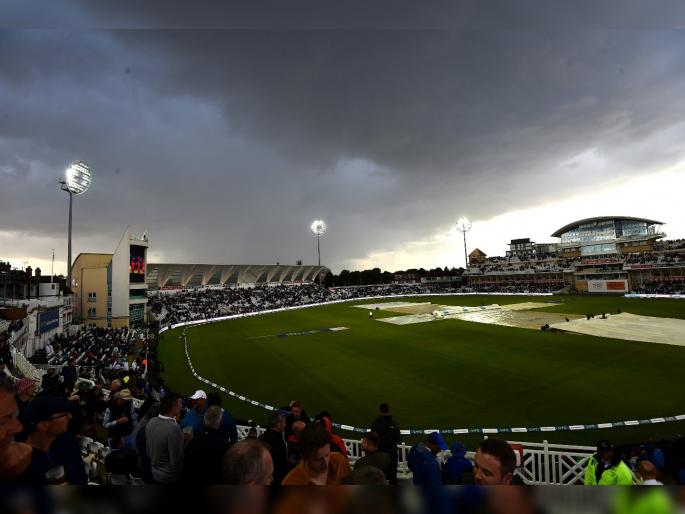 India vs England 1st Test Live : Rain forces early stumps on Day 3 as England reach 25/0 in 2nd innings, trail India (278) by 70 runs   | India vs England 1st Test Live : पावसानं पुन्हा वाट लावली; इंग्लंडच्या बचावासाठी टीम इंडियासमोर अडचण निर्माण केली!
