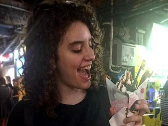 australia melbourne 21 year old israeli student killed in horrific attack | बहिणीशी फोनवर बोलत असतानाच 'ती' ओरडली अन् होत्याचं नव्हतं झालं! australia melbourne 21 year old israeli student killed in horrific attack | बहिणीशी फोनवर बोलत असतानाच 'ती' ओरडली अन् होत्याचं नव्हतं झालं!