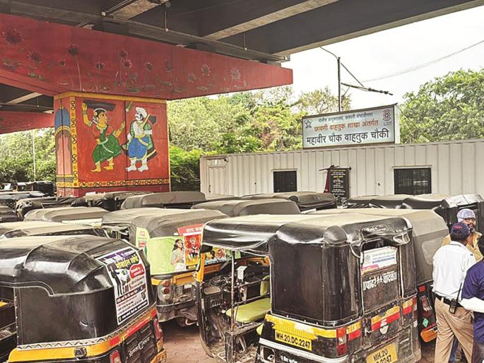 Action against criminal rickshaw drivers in Chhatrapati Sambhajinagar after a gap of two months | छत्रपती संभाजीनगरात पुन्हा गुन्हेगार वृत्तीच्या रिक्षा चालकांवर कारवाई, ४६७ चालकांची तपासणी Action against criminal rickshaw drivers in Chhatrapati Sambhajinagar after a gap of two months | छत्रपती संभाजीनगरात पुन्हा गुन्हेगार वृत्तीच्या रिक्षा चालकांवर कारवाई, ४६७ चालकांची तपासणी