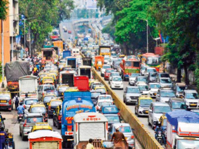 Tax on e-vehicles worth more than Rs 30 lakh in the state, Transport Minister Pratap Sarnaik informed; Parking policy soon | राज्यात ३० लाखांहून जास्त किमतीच्या ई-वाहनांवर कर, परिवहन मंत्री प्रताप सरनाईक यांची माहिती; पार्किंग धोरण लवकरच Tax on e-vehicles worth more than Rs 30 lakh in the state, Transport Minister Pratap Sarnaik informed; Parking policy soon | राज्यात ३० लाखांहून जास्त किमतीच्या ई-वाहनांवर कर, परिवहन मंत्री प्रताप सरनाईक यांची माहिती; पार्किंग धोरण लवकरच