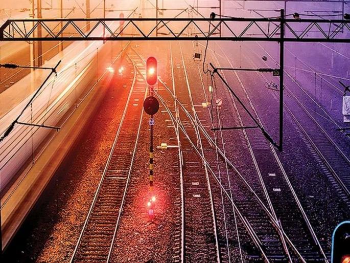 Automatic signal system of railways also in Pune division, trains will run from the city too | पुणे विभागातही रेल्वेची स्वयंचलित सिग्नल प्रणाली, आता शहरातूनही रेल्वे जाणार भरधाव Automatic signal system of railways also in Pune division, trains will run from the city too | पुणे विभागातही रेल्वेची स्वयंचलित सिग्नल प्रणाली, आता शहरातूनही रेल्वे जाणार भरधाव